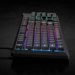 מקלדת גיימינג Corsair K55 Core שחור עם תאורת Rgb עוצמתית וכפתורי מדיה ייעודיים